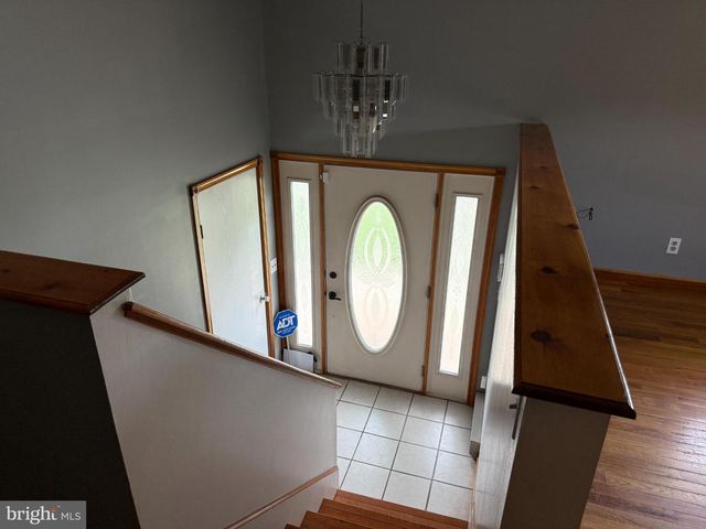 36 WATER ST, Petersburg, WV 26847