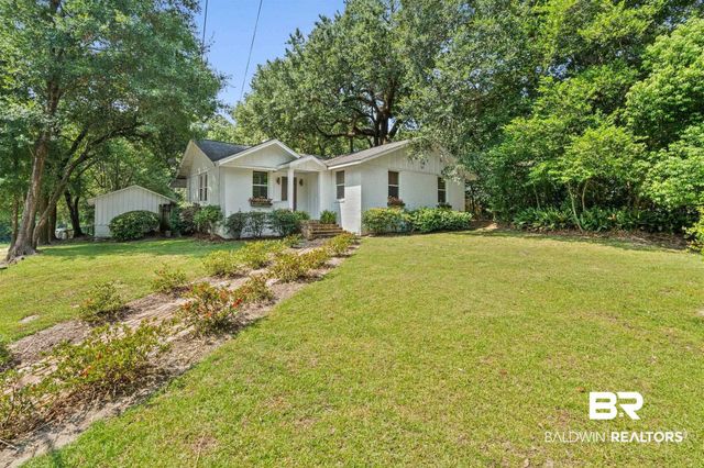 3751 Old Shell Road, Mobile, AL 36608