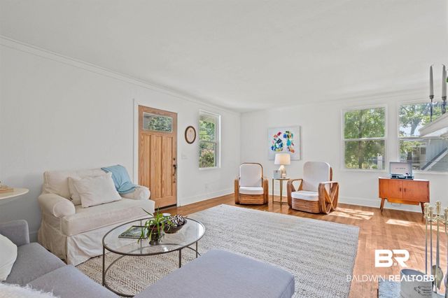 3751 Old Shell Road, Mobile, AL 36608