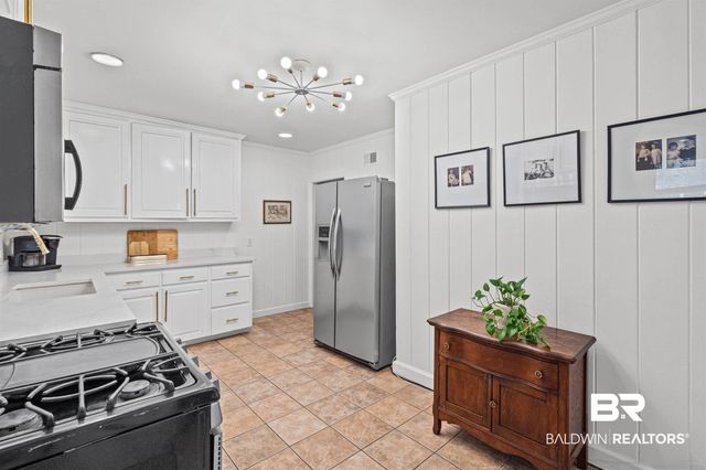 3751 Old Shell Road, Mobile, AL 36608