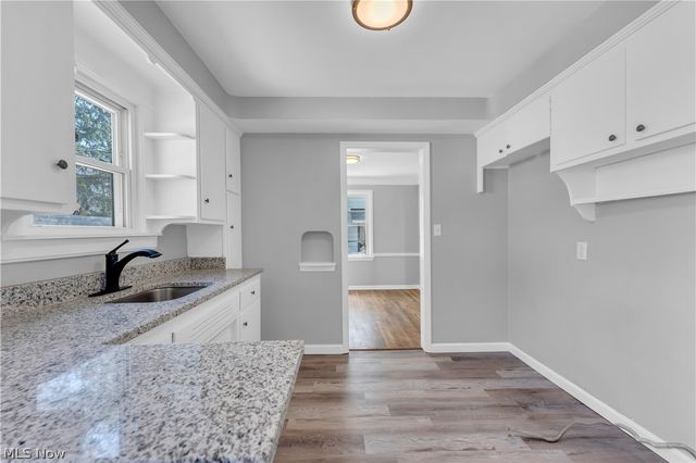 16705 Glendale Avenue, Cleveland, OH 44128