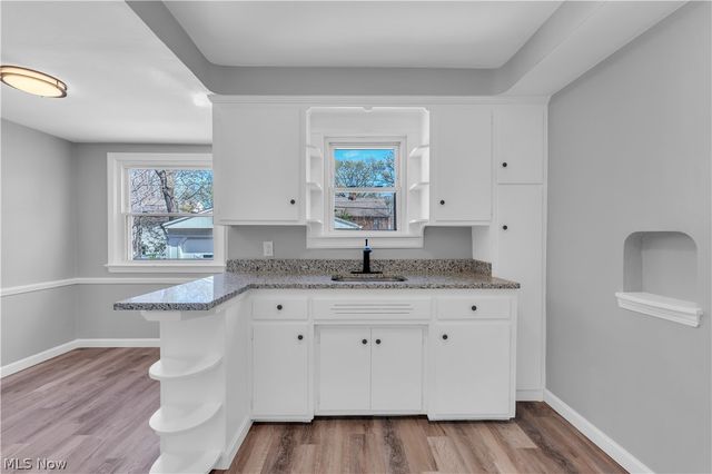 16705 Glendale Avenue, Cleveland, OH 44128