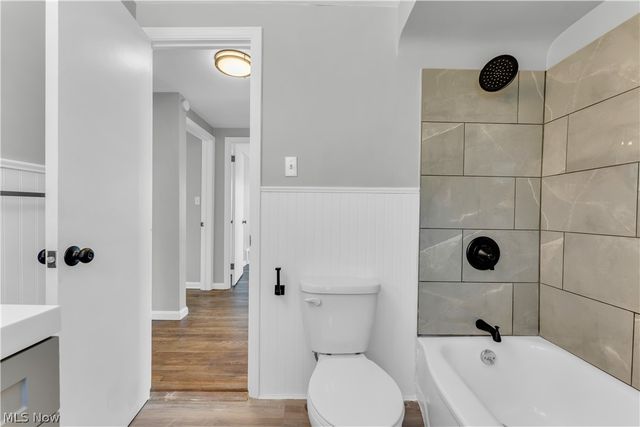 16705 Glendale Avenue, Cleveland, OH 44128