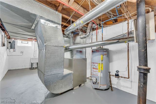 16705 Glendale Avenue, Cleveland, OH 44128