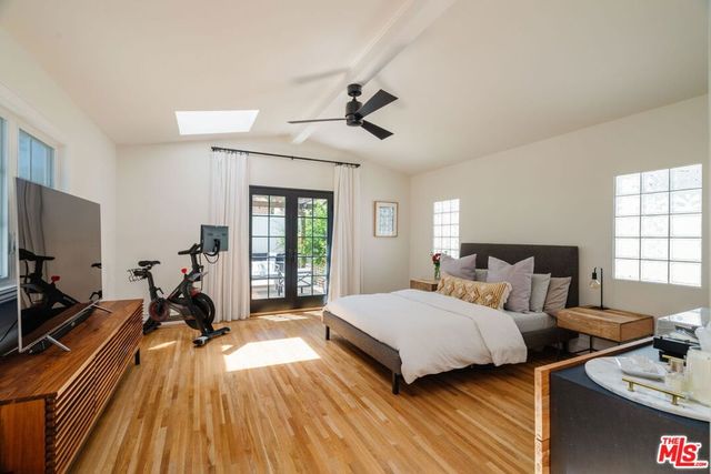 4649 Cartwright Avenue, Toluca Lake, CA 91602