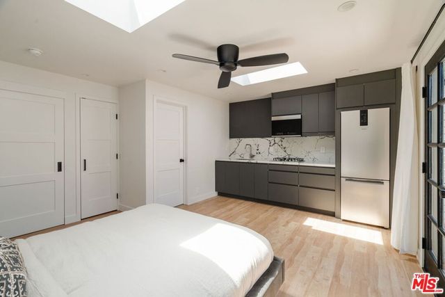 4649 Cartwright Avenue, Toluca Lake, CA 91602