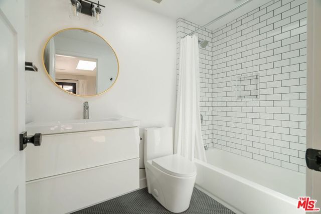 4649 Cartwright Avenue, Toluca Lake, CA 91602