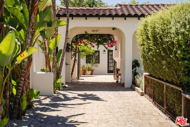 4649 Cartwright Avenue, Toluca Lake, CA 91602
