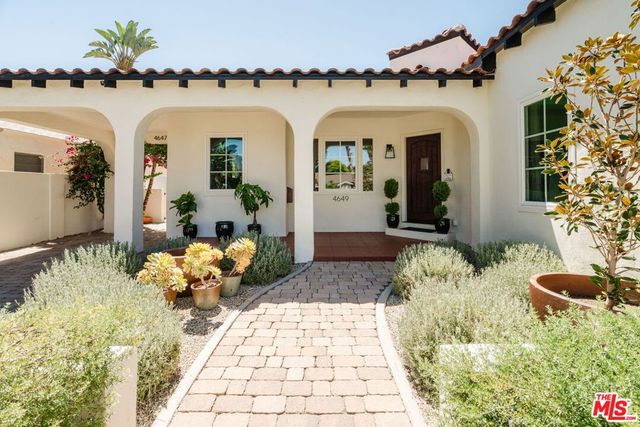 4649 Cartwright Avenue, Toluca Lake, CA 91602