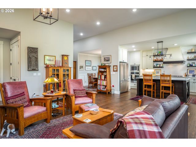 710 S 19TH Pl, Ridgefield, WA 98642