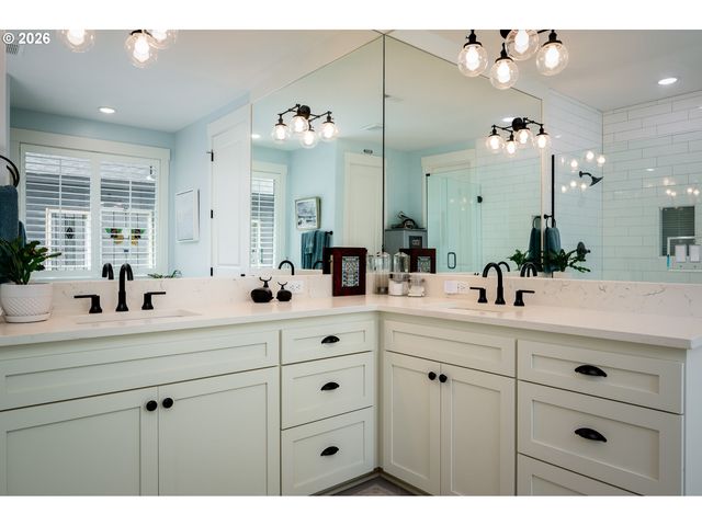 710 S 19TH Pl, Ridgefield, WA 98642