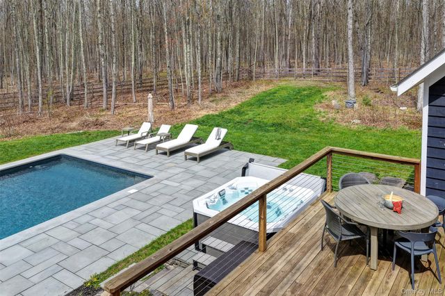 176 Maple Lane, Narrowsburg, NY 12764