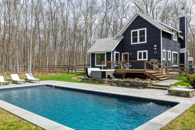 176 Maple Lane, Narrowsburg, NY 12764