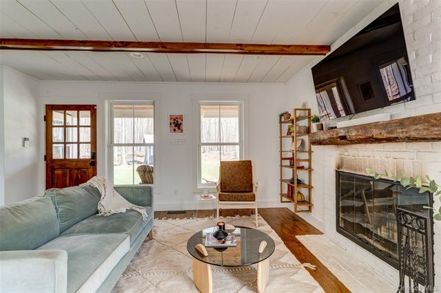 176 Maple Lane, Narrowsburg, NY 12764