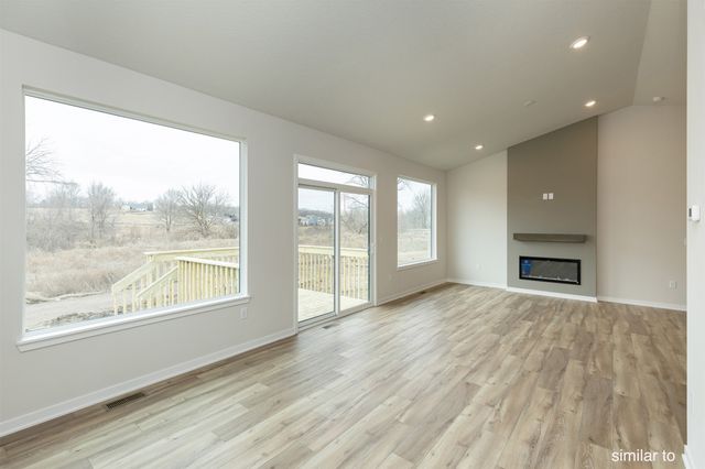 1550 Werthman Drive, Waukee, IA 50263