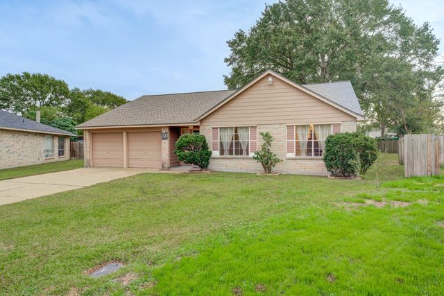 8514 Sugar Wood Court, Humble, TX 77338