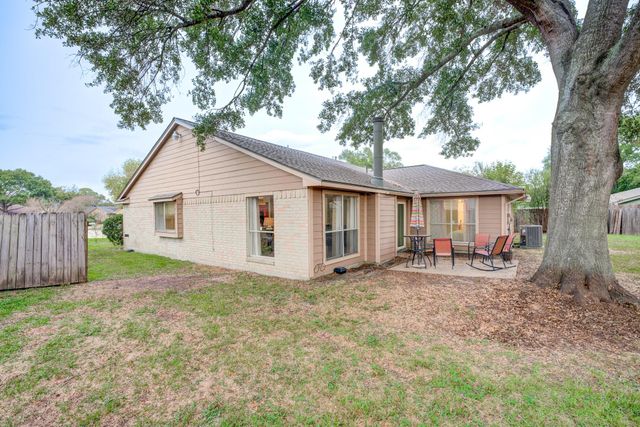 8514 Sugar Wood Court, Humble, TX 77338