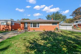 1687 Fontaine Avenue, Madison Heights, MI 48071
