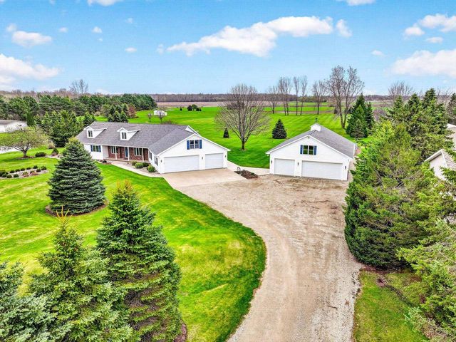 4665 EDGEWOOD DRIVE, Appleton, WI 54913