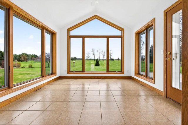 4665 EDGEWOOD DRIVE, Appleton, WI 54913