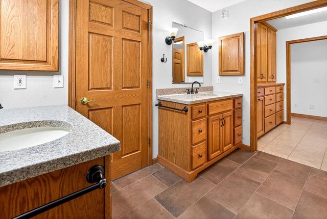 4665 EDGEWOOD DRIVE, Appleton, WI 54913