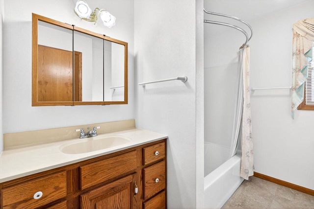 4665 EDGEWOOD DRIVE, Appleton, WI 54913