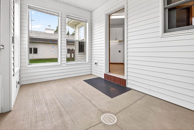 4665 EDGEWOOD DRIVE, Appleton, WI 54913