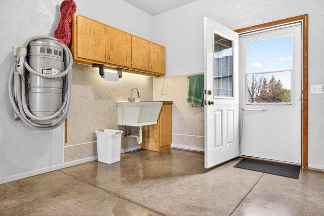 4665 EDGEWOOD DRIVE, Appleton, WI 54913