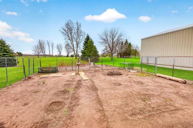 4665 EDGEWOOD DRIVE, Appleton, WI 54913