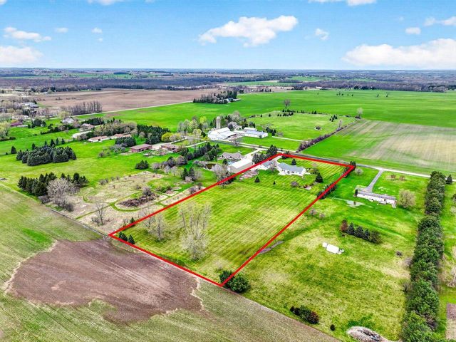 4665 EDGEWOOD DRIVE, Appleton, WI 54913