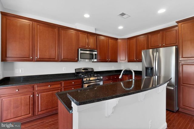 25450 HOPTON HOUSE TER, Chantilly, VA 20152