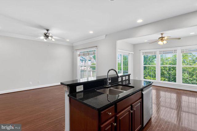 25450 HOPTON HOUSE TER, Chantilly, VA 20152