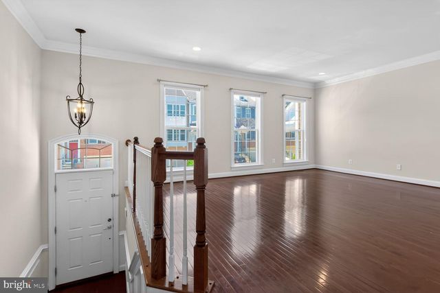 25450 HOPTON HOUSE TER, Chantilly, VA 20152