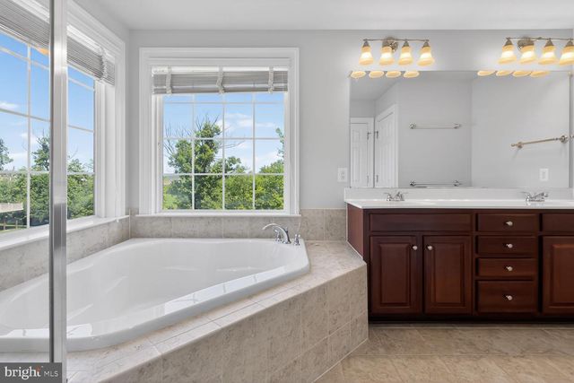 25450 HOPTON HOUSE TER, Chantilly, VA 20152