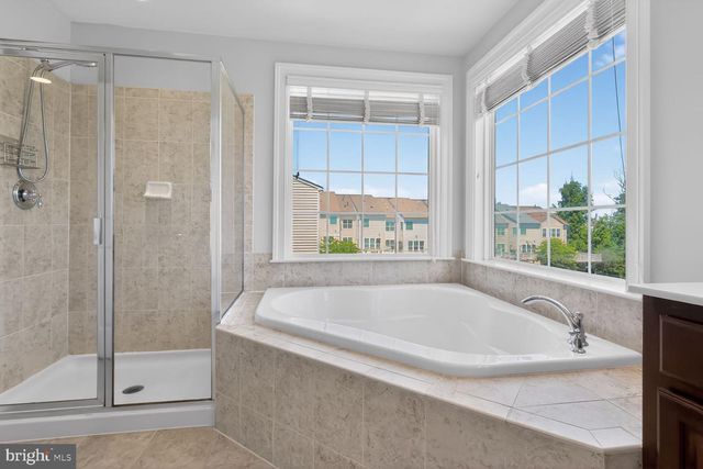 25450 HOPTON HOUSE TER, Chantilly, VA 20152