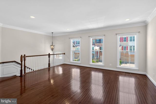 25450 HOPTON HOUSE TER, Chantilly, VA 20152