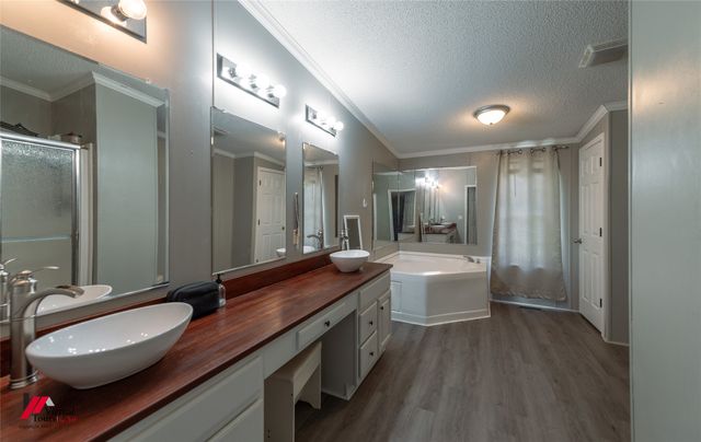 7873 W Lakeshore, Shreveport, LA 71107