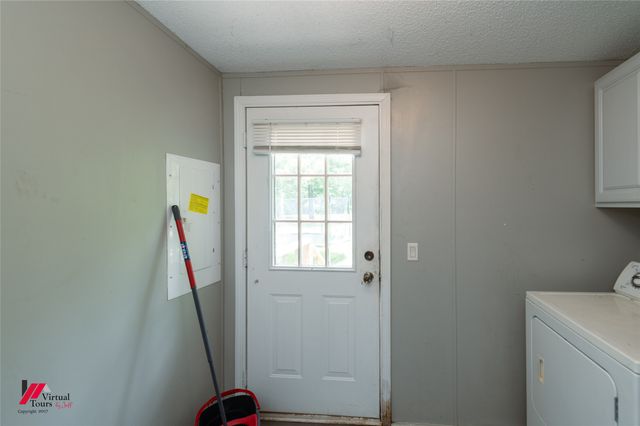 7873 W Lakeshore, Shreveport, LA 71107