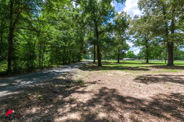 7873 W Lakeshore, Shreveport, LA 71107
