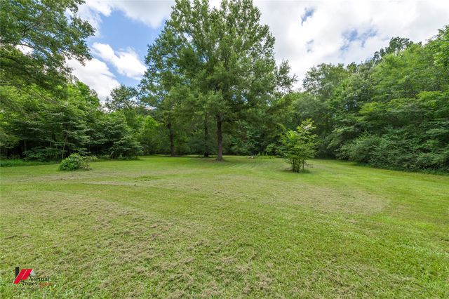 7873 W Lakeshore, Shreveport, LA 71107