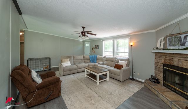 7873 W Lakeshore, Shreveport, LA 71107