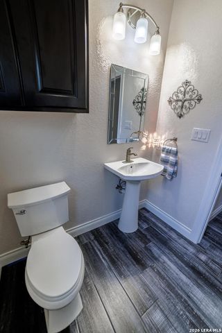 2127 Oakwood, New Braunfels, TX 78132