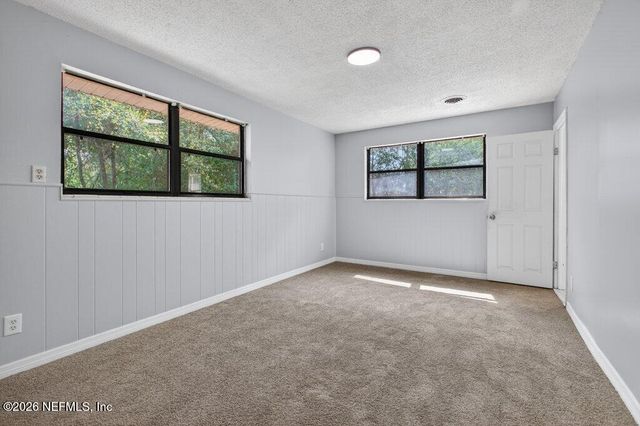 6886 TOM THUMB Drive, Jacksonville, FL 32210