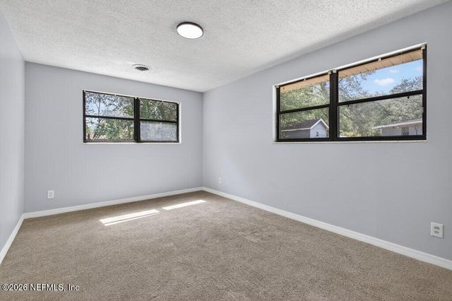 6886 TOM THUMB Drive, Jacksonville, FL 32210