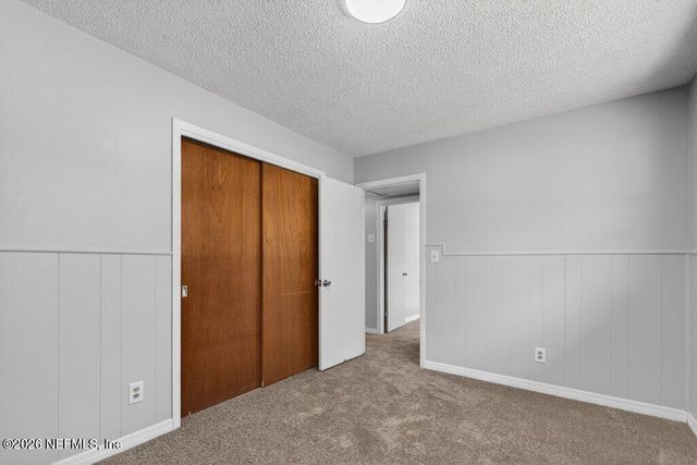 6886 TOM THUMB Drive, Jacksonville, FL 32210