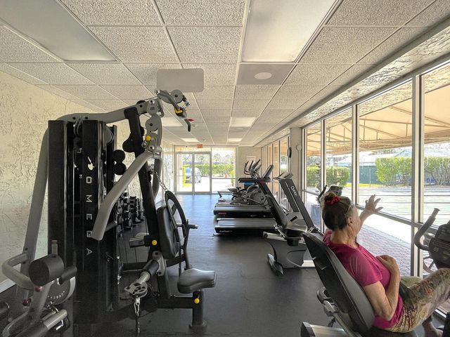 229 Lake Meryl Drive, West Palm Beach, FL 33411