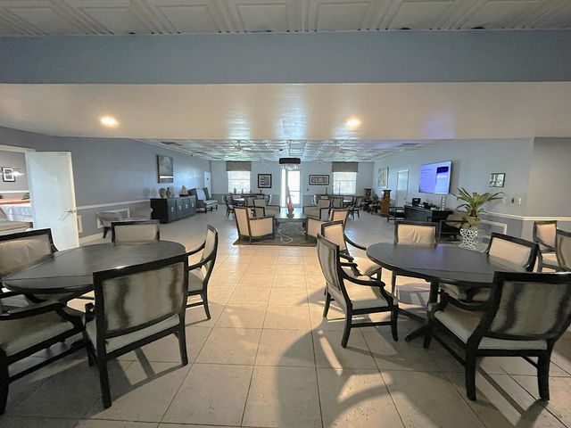 229 Lake Meryl Drive, West Palm Beach, FL 33411