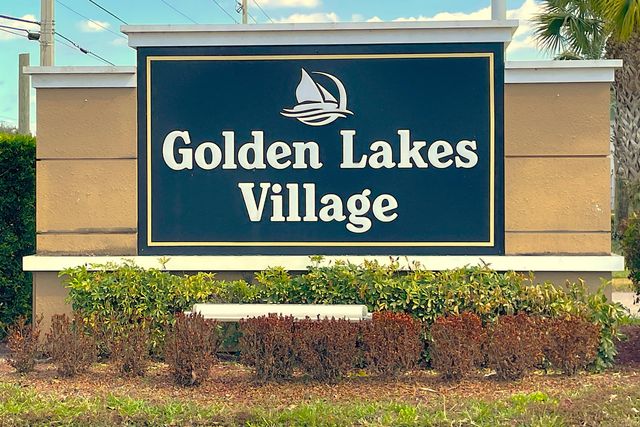 229 Lake Meryl Drive, West Palm Beach, FL 33411