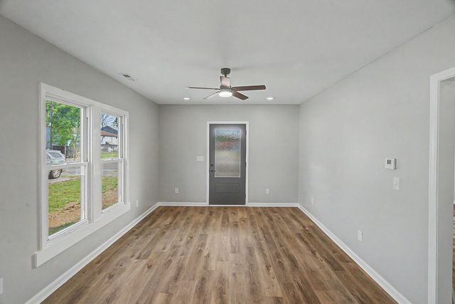 219 Cherry St, Guthrie, KY 42234