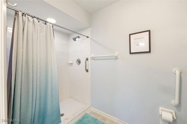 7360 Glenmoor LN 4305, Naples, FL 34104